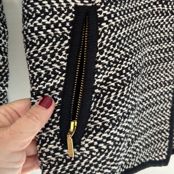 Cache black and white metallic knit tweed blazer w/gold toned zippers Size Large - Picture 6 of 7